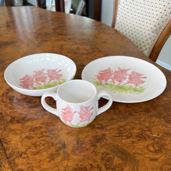 Tiffany & Co. Vintage Three Dancing Pigs fine bone china dinnerware set